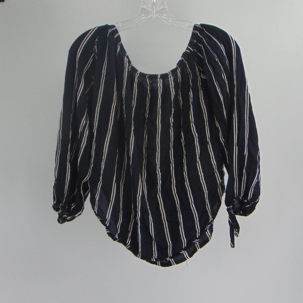 BEAUTIFUL OFF THE SHOULDER SHIRT